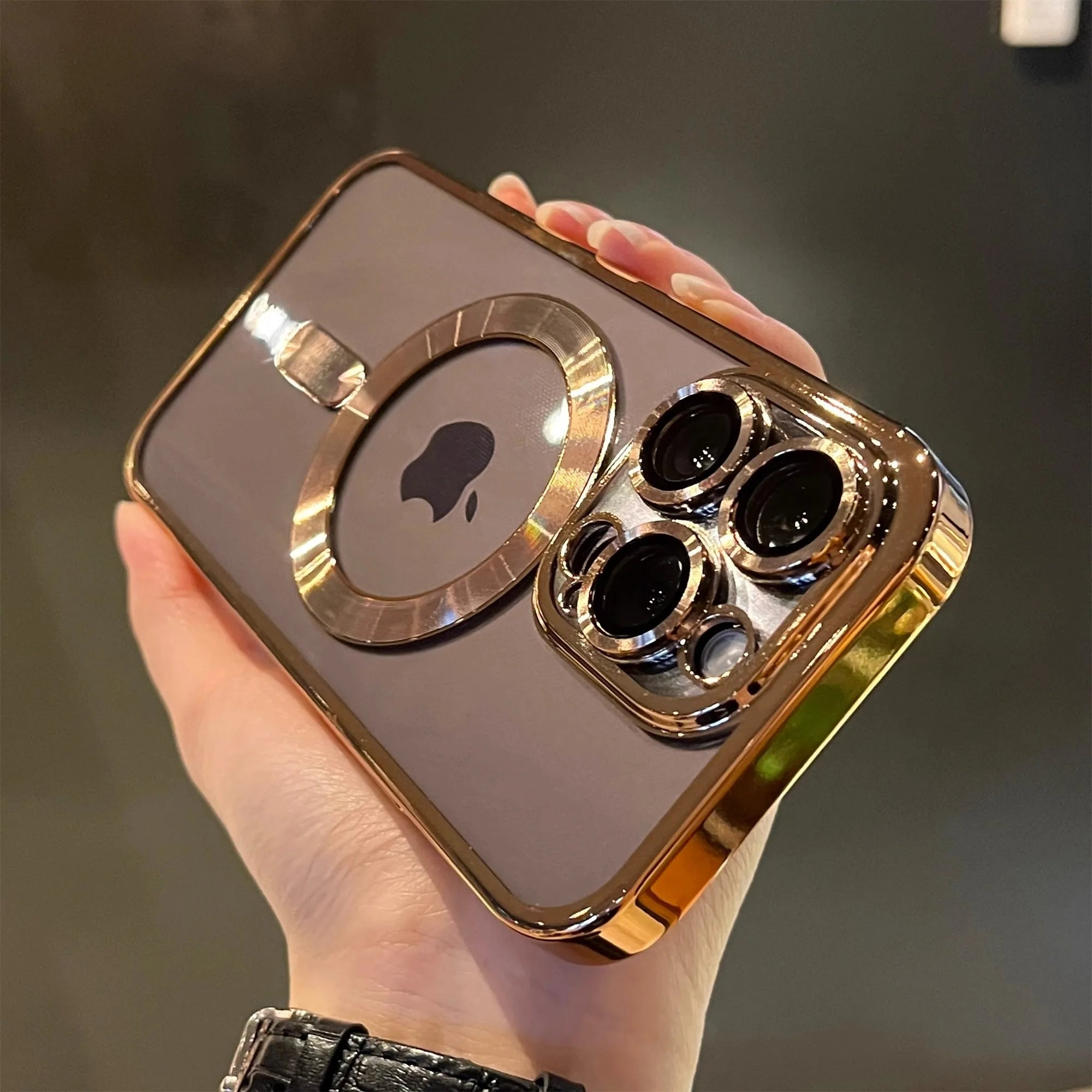 QIXTWO Luxe Mag Case